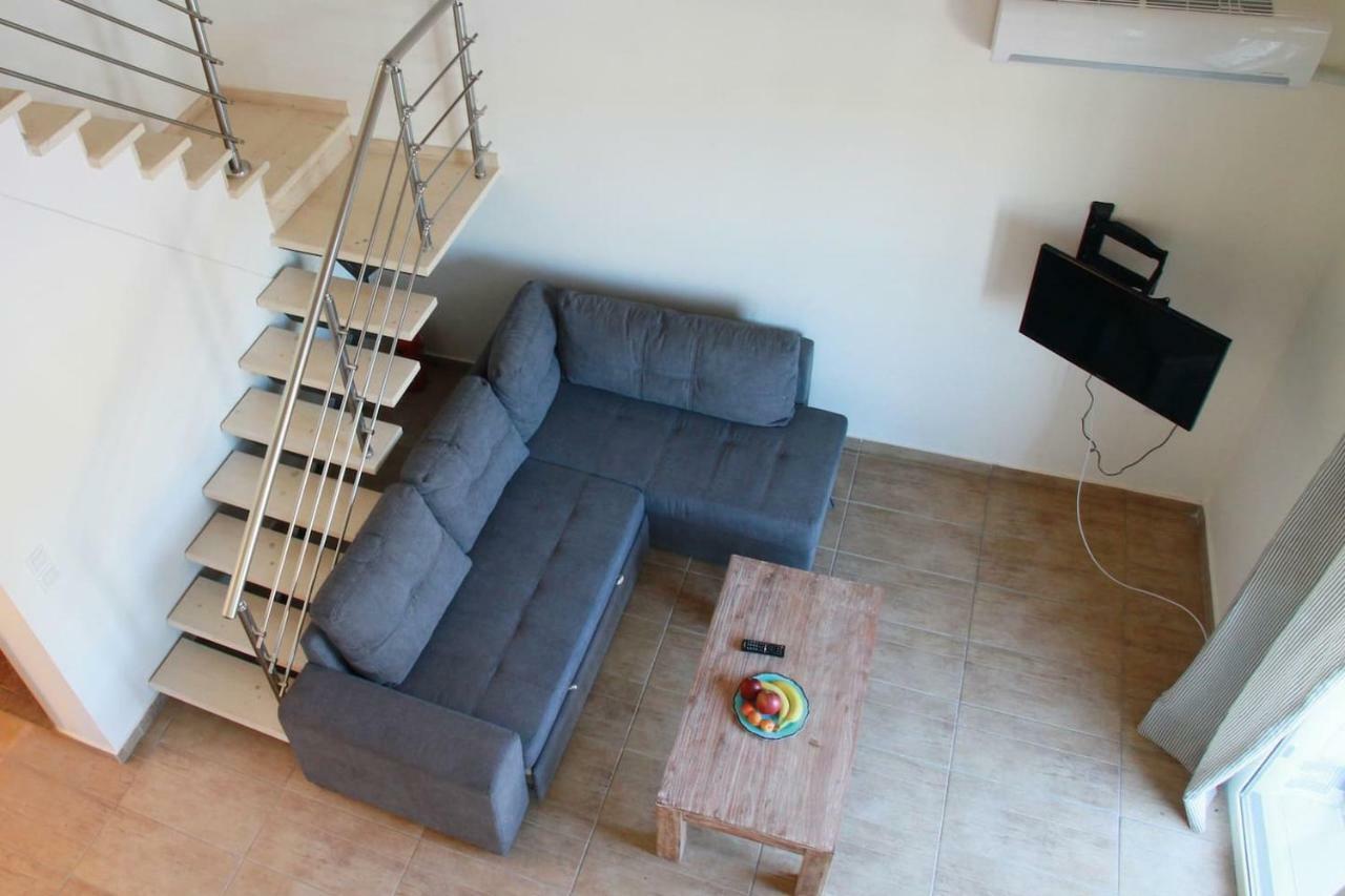 Xaradiotis House - A Modern Home Away From Home Katomerion Екстериор снимка
